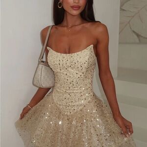 That’s So Fetch Blaise Strapless Sequin Mini Dress - Champagne